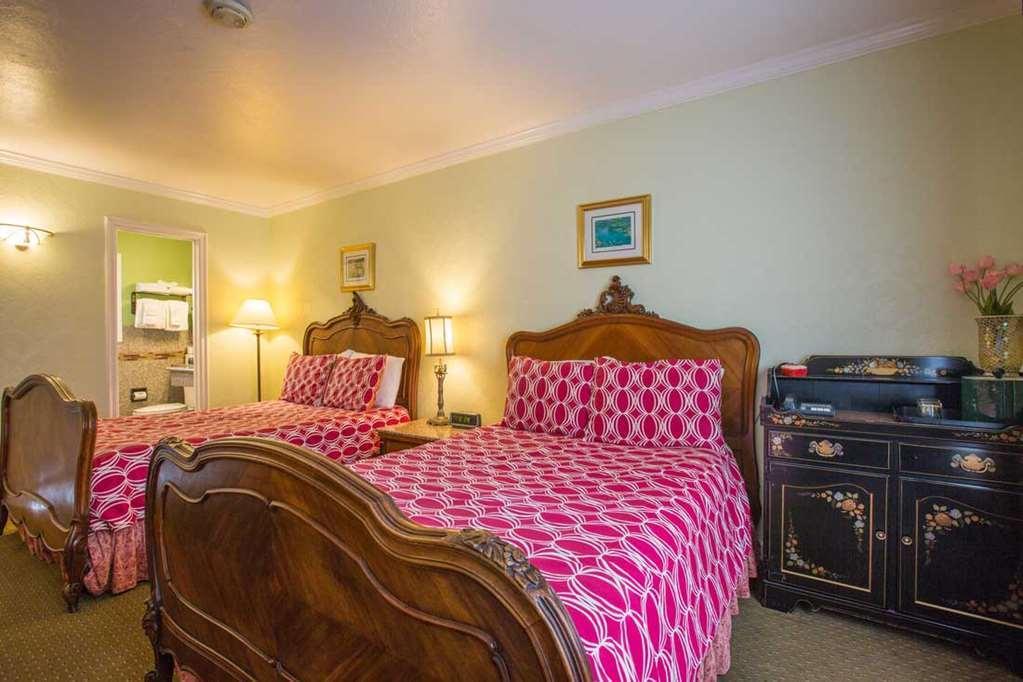 Carmel Inn & Suites Zimmer foto