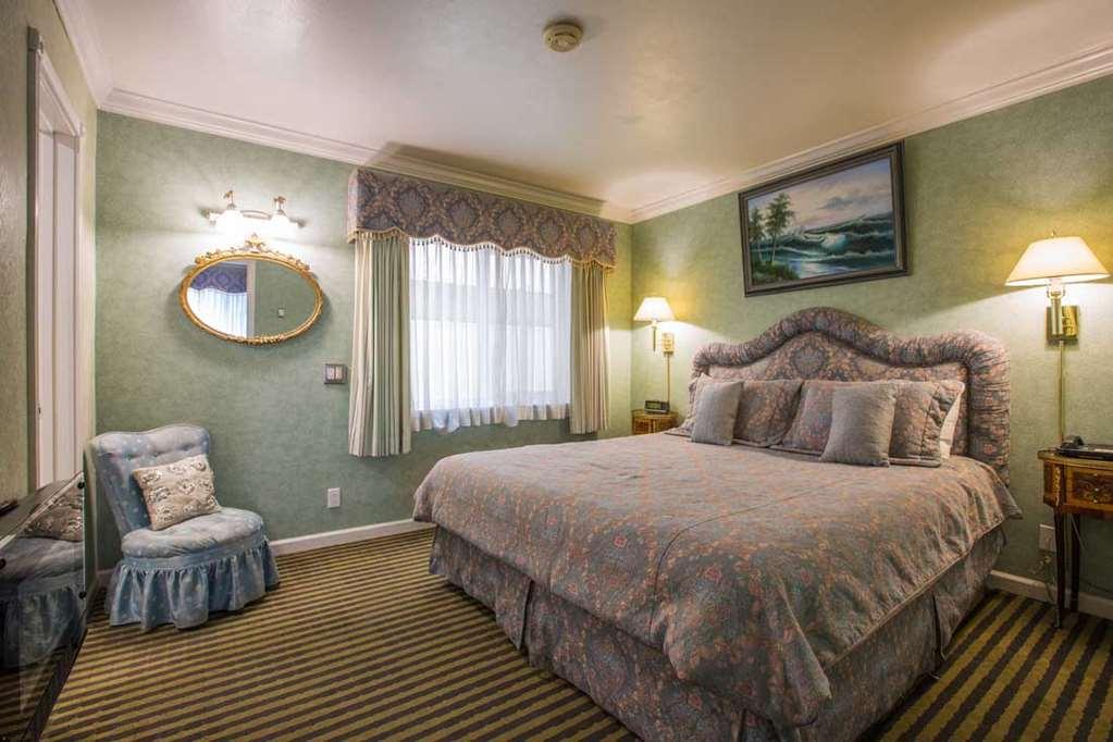 Carmel Inn & Suites Zimmer foto
